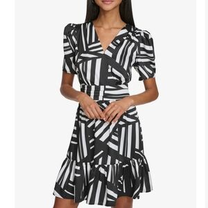 ✨️NWT✨️ Karl Lagerfeld Surplice Mini Dress, Size 12, Black & White